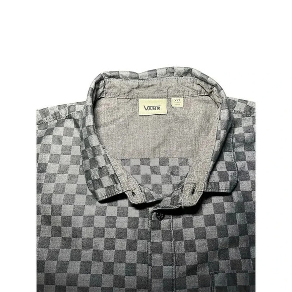 Vans Men's 2XL Gray and Checkered Long Sleeve Button-Up Shirt Casual - Picture 2 of 6
